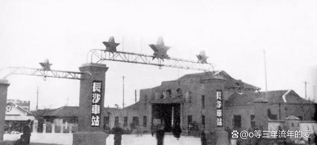 二战电报员圣哥-二战电报员圣哥表情包