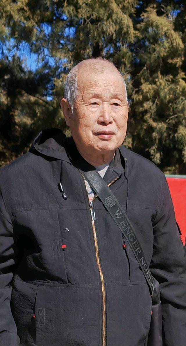 包含电报员周大爷搞笑视频的词条