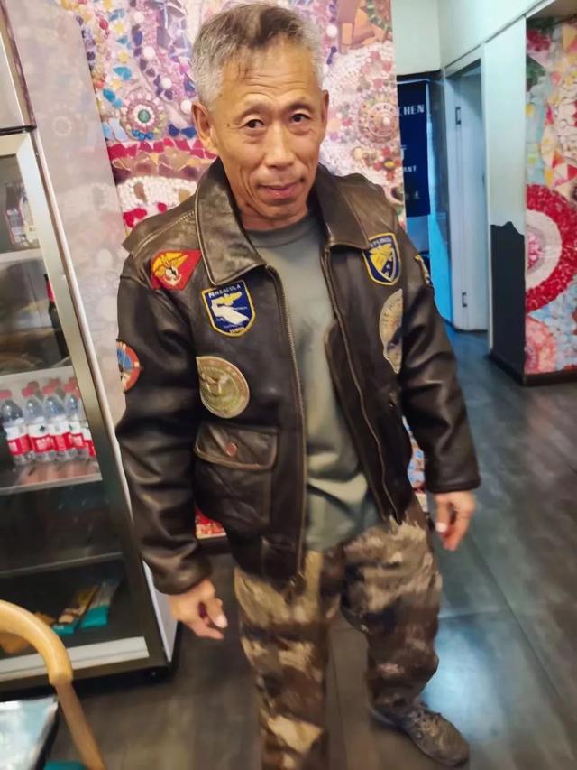 电报员周大爷年轻照片的简单介绍