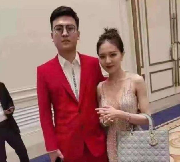 电报反差婊分享群-电报群反差资源共享
