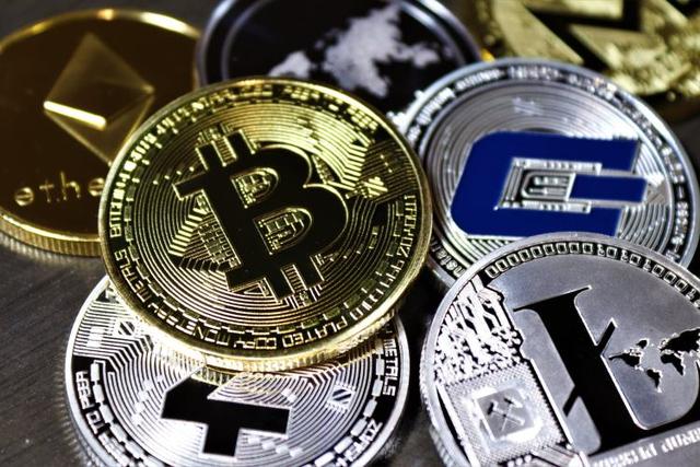 比特币是不是电子货币?-比特币和目前我们使用的电子货币区别?