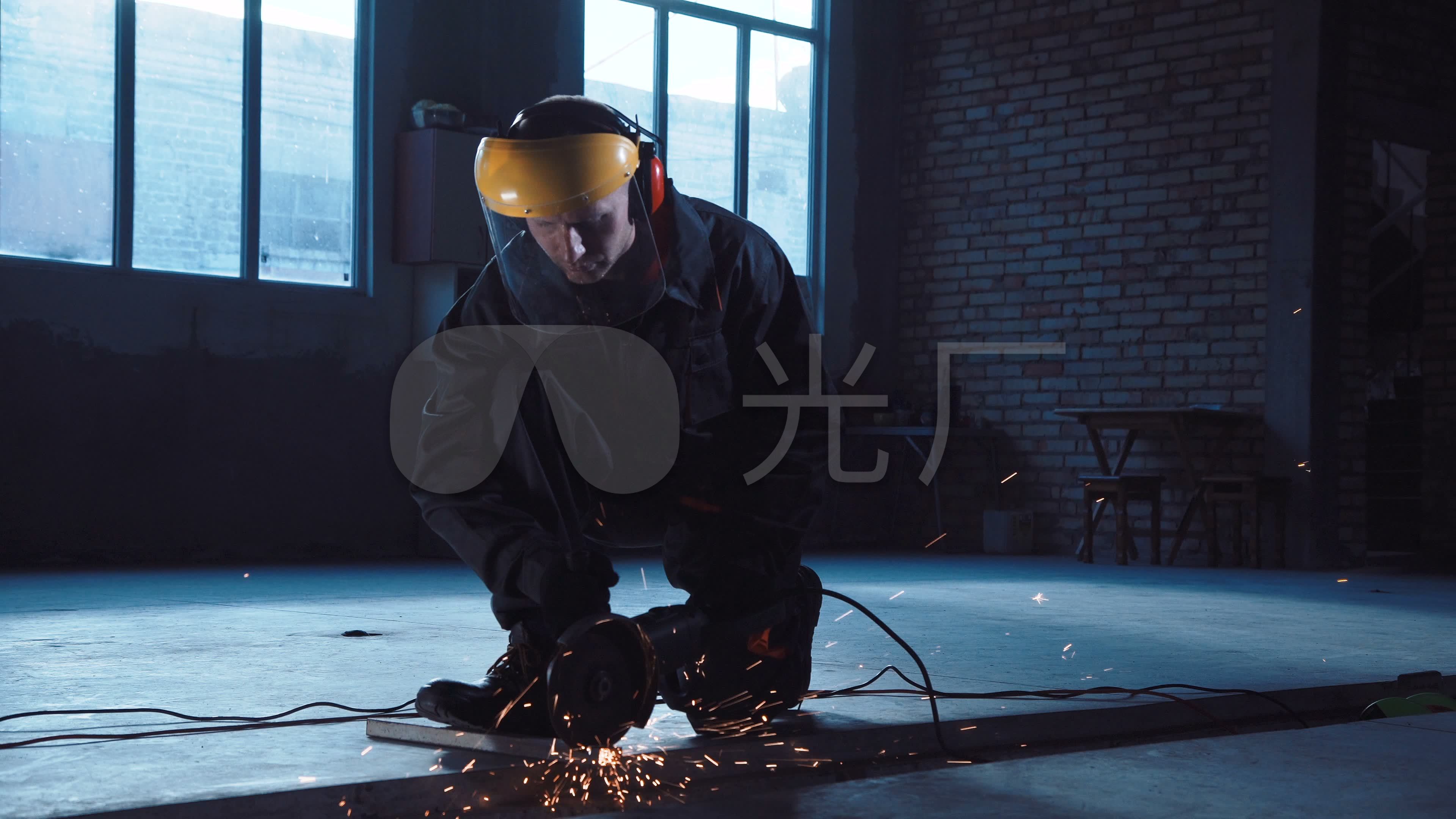 worker与laborer-workerorlaborer辩论文