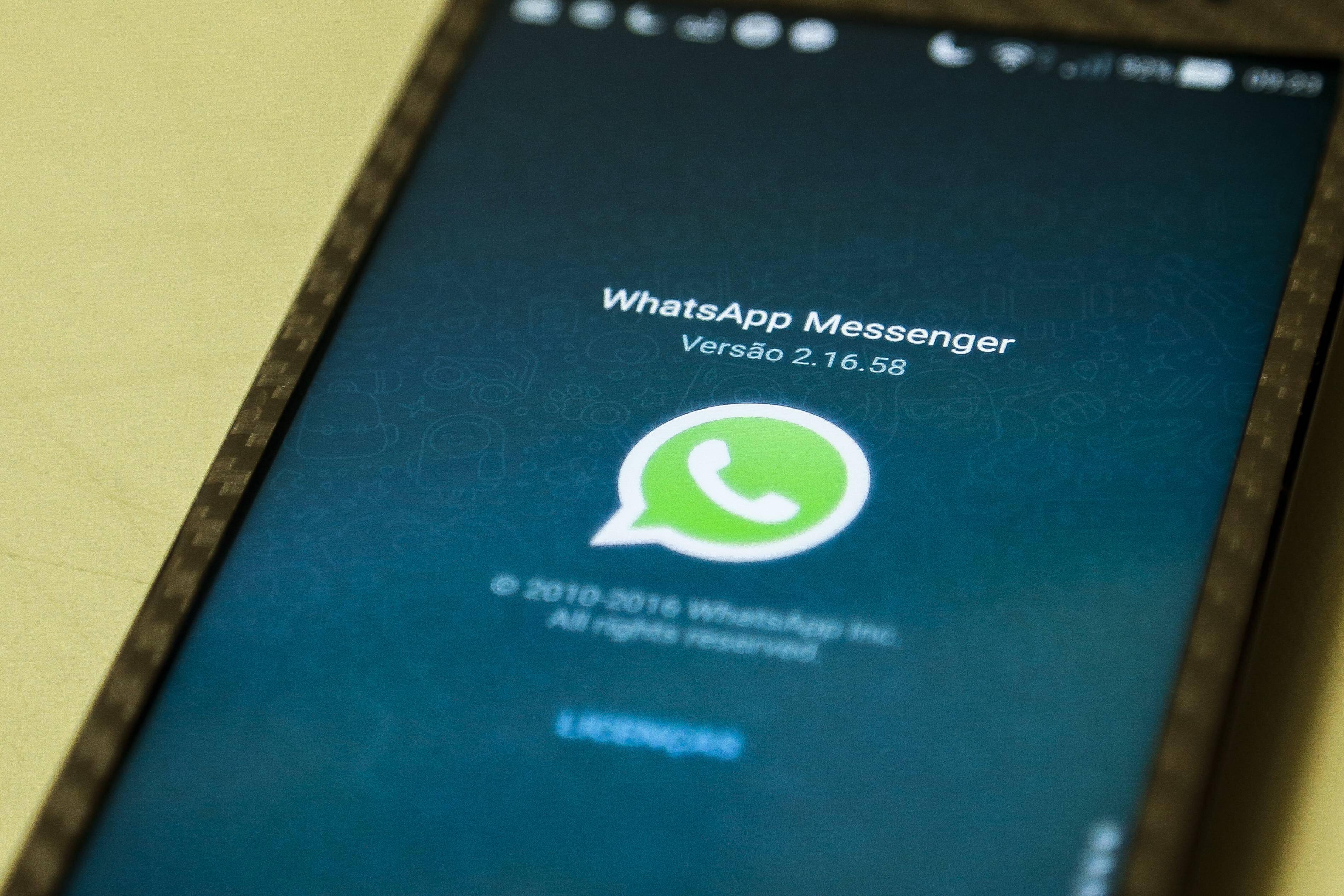 包含whatsapp中文叫什么软件的词条