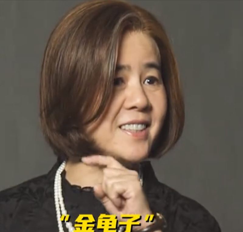 金龟子说别再让她换发型了_金龟子为何丢下自己的工作主动要求去做