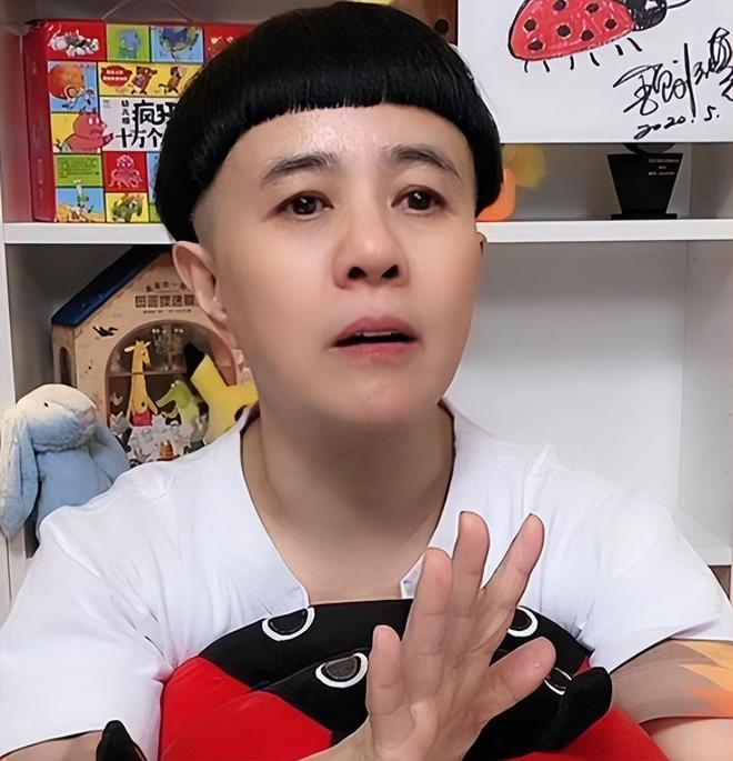 金龟子回应不换发型的原因_金龟子为何丢下自己的工作主动要求去做